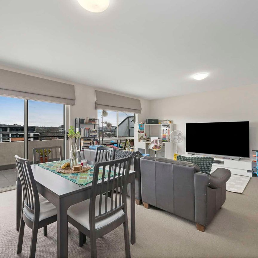 City Living Apartment - Photo 1