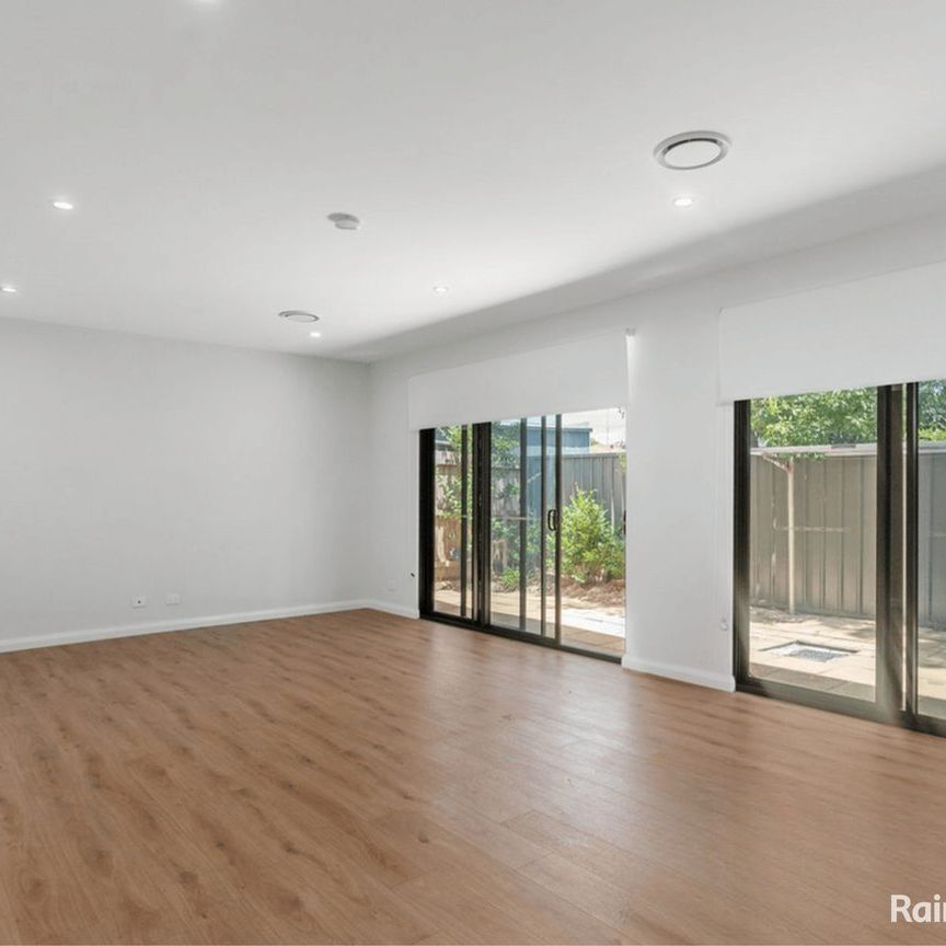 Modern 4 Bedroom House - Lake Macquarie Estate Living - Photo 1