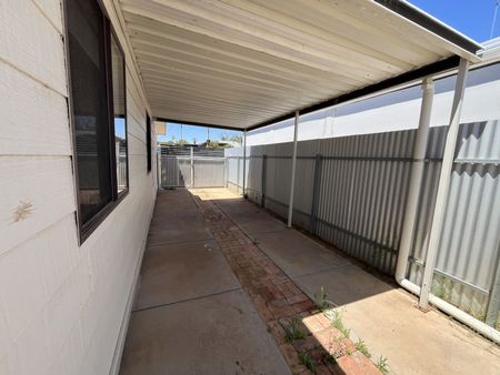 5 Harold Street, Port Augusta - Photo 3