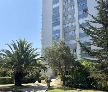 T3 MEUBLÉ AVEC BALCON ET VUE SUR LE BASSIN D'ARCACHON - Photo 4