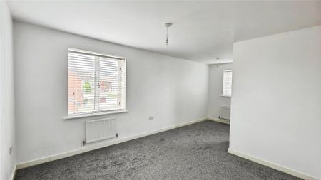 3 bedroom detached house to rent - Photo 3