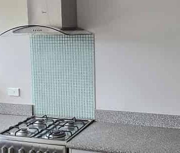 Stunning 4BR Home in Waterloo! - Photo 2