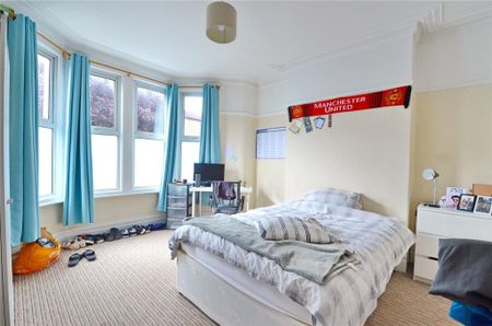5 bedroom terraced house to rent - Photo 4