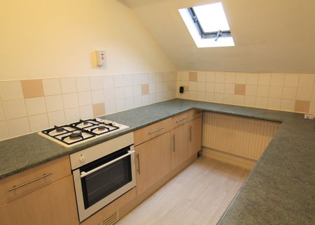 £850 PCM, One Bedroom Second Floor Flat in Penarth Road, Grangetown, Cardiff, CF11 6FR - Photo 5