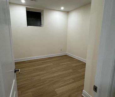 For Lease - 27 James Walker Avenue Unit# Basement, Caledon, Ontario - Photo 4