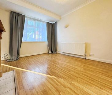 4 bedroom terraced house to rent - Photo 1