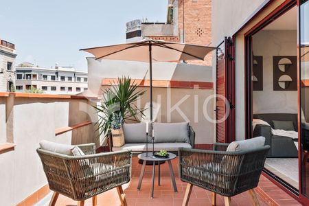 Alquiler de ático en Calle de Floridablanca - Photo 4