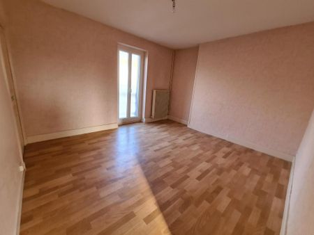 Location Appartement 2 pièces 45m² LE CREUSOT 71200 - Photo 3