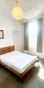 Greenbank Avenue, Plymouth - Photo 3