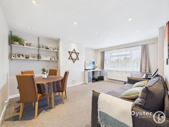 2 bedroom flat to rent - Photo 1