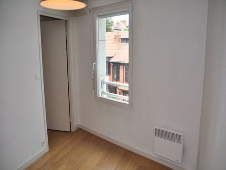 Appartement - 2 pièces - Jaude/Banque de France - Photo 5