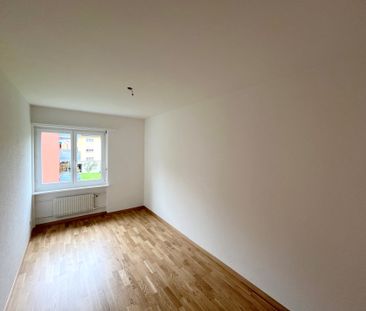 Zentral Wohnen - Charmante 4.0-Zimmerwohnung mit Wohlfühlfaktor - Photo 1