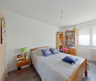 Location Appartement 2 pièces 45m² CHATELLERAULT 86100 - Photo 3