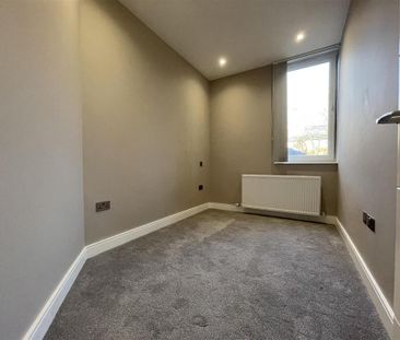 3 bedroom apartment to rent - Photo 5