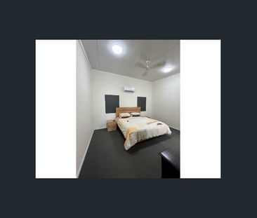 Large living areas 3 Bedroom Town house - Photo 1