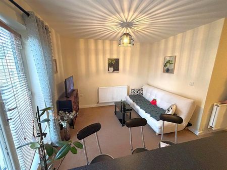 2 bedroom apartment to rent - Photo 2