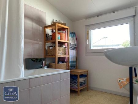 Location Appartement 4 pièces 101m² DANJOUTIN 90400 - Photo 2