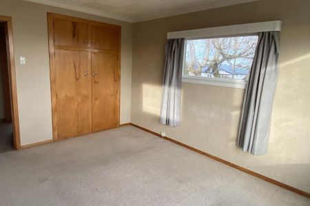 1 Hillary Street, Winton - Photo 4