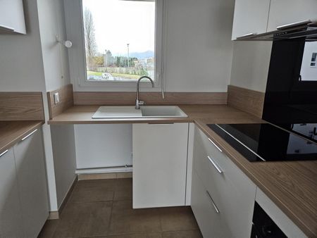 location Appartement T3 DE 62.02m² À GRENOBLE - Photo 5