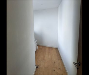 Room in a Shared Flat, Altyre Road, CR0 - Photo 1