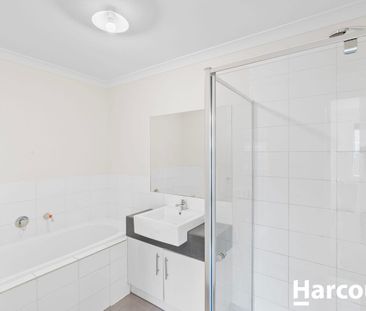 LOW MAINTENANCE LIVING IN GREAT LOCATION - Photo 2