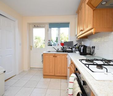 4 bedroom detached house to rent - Photo 6