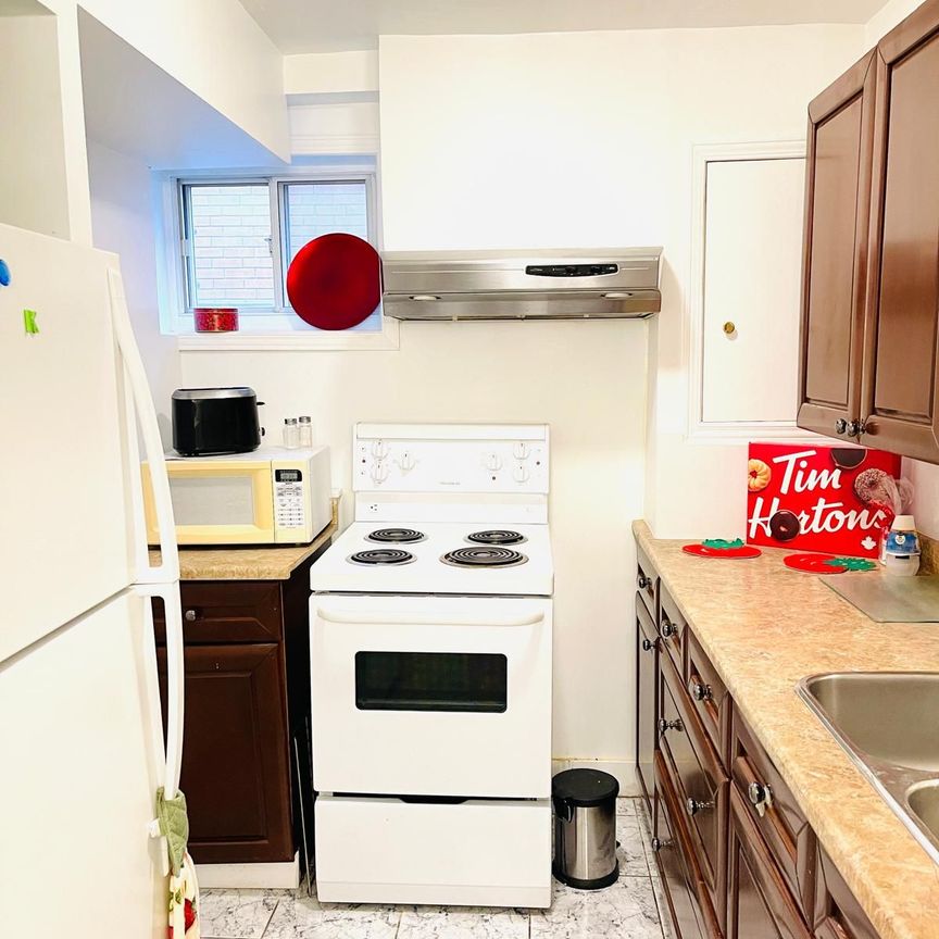 For Lease - 73 Twenty Fourth Street Unit# A Bsmt, Toronto, Ontario - Photo 1