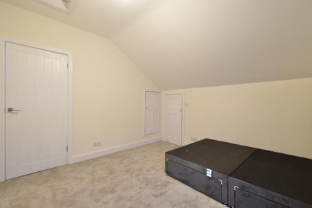 3 bedroom bungalow to rent - Photo 4