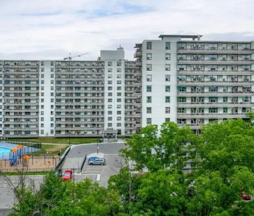Camelot Towers | 981 Main Street West, Hamilton - Photo 1