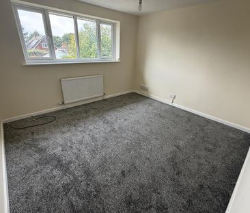 2 bedroom semi-detached house to rent - Photo 3