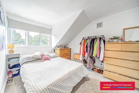 Rosendale Road, London, SE21 - Photo 4