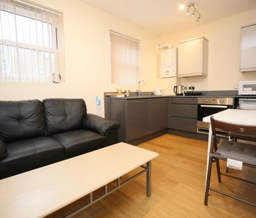1 Bed Flat, Queen Victoria Road, CV1 - Photo 1