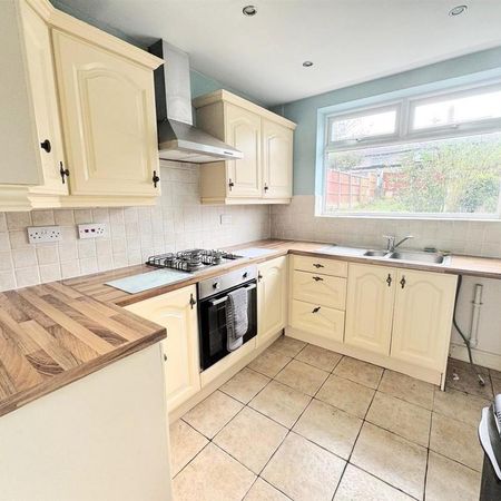 3 bedroom townhouse to rent - Photo 3