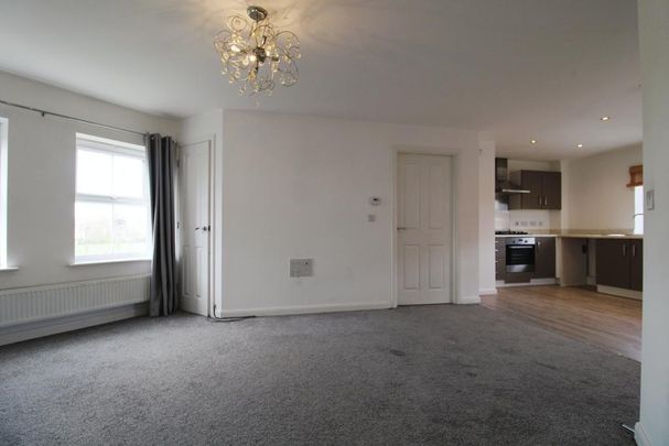 2 bedroom maisonette to rent - Photo 1