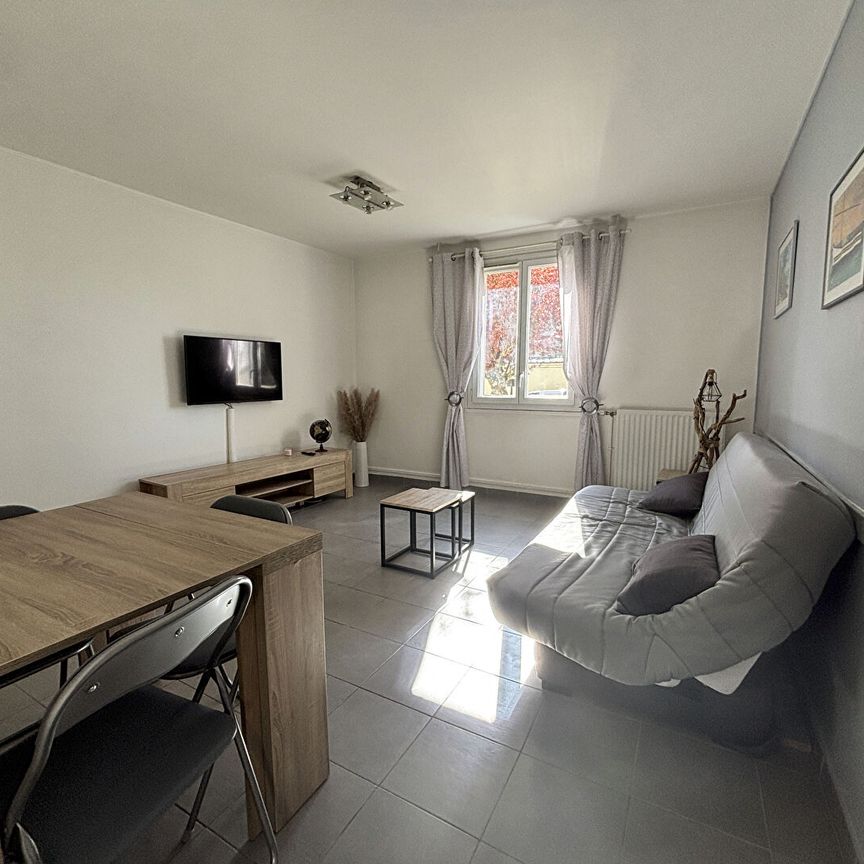 Location Appartement 3 pièces 58m² - Photo 1
