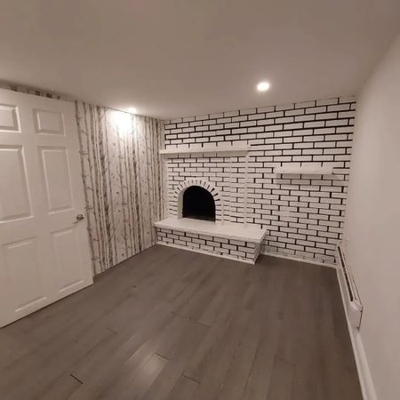 For Lease - 432 Bloor Street, Oshawa, Ontario - Photo 2