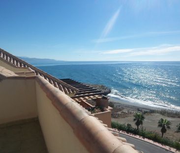 Duplex Penthouse for rent in Torrox Costa - Photo 6