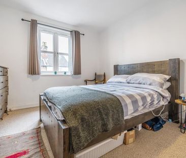 2 bedroom semi-detached house to rent - Photo 6