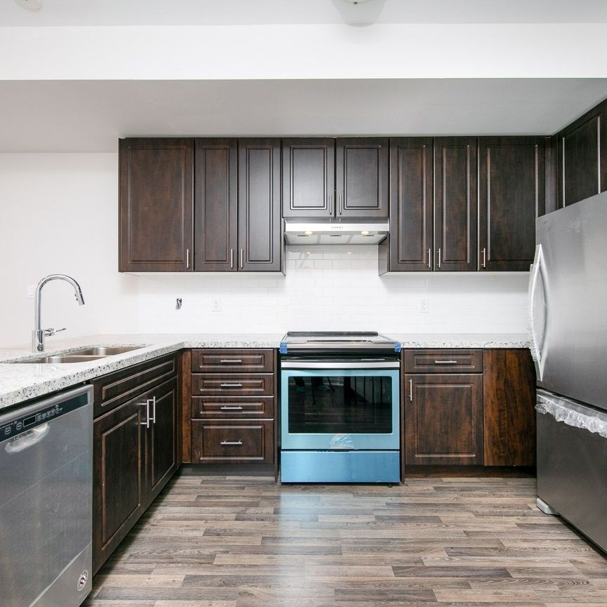 For Lease - 59 Creekbank Road, Toronto, Ontario - Photo 1