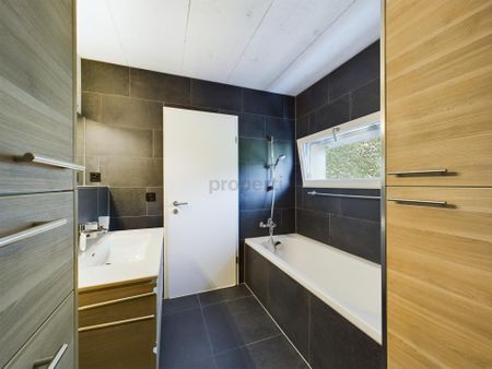 Modernes 5.5-Zimmer-Reihenhaus mit Keller, Pieterlen - Foto 3
