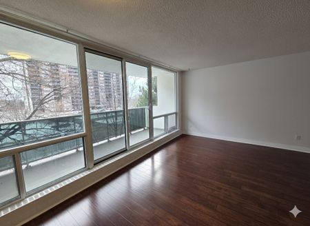 For Lease - 30 Sunrise Avenue Unit# 314, Toronto, Ontario - Photo 4