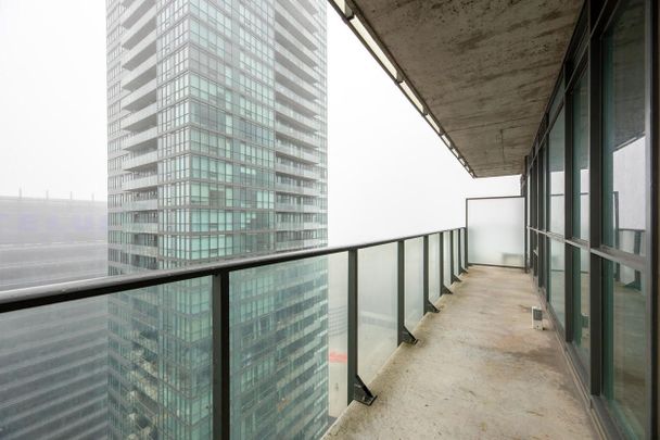 For Lease - 55 Bremner Boulevard Unit# 4003, Toronto, Ontario - Photo 1
