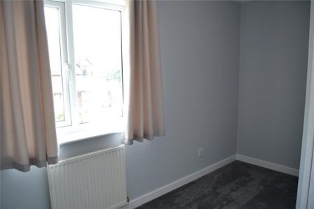 2 bedroom semi-detached house to rent - Photo 3