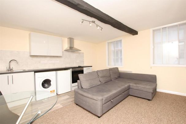 1 bedroom flat to rent - Photo 1