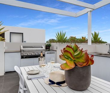 Air-conditioned 2 Bedroom Apartment - walk to schools, bars/cafes, ... - Photo 3