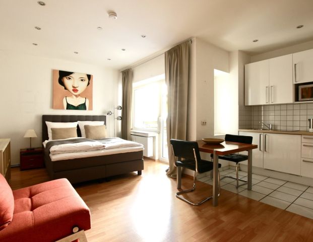 Kwartier Latäng: Schick möbliertes Apartment mit Balkon - Foto 1