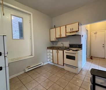 275 Dalhousie - Photo 2