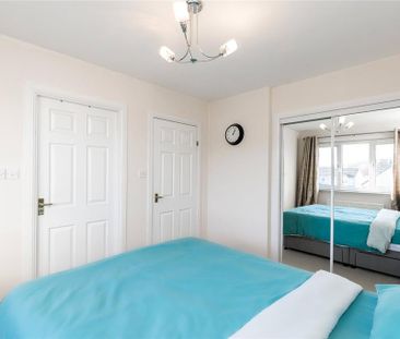 3 bedroom detached house to rent - Photo 5