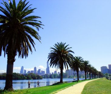 22/17 Queens Road MELBOURNE - Photo 5