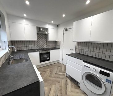 1 bedroom in a house share to rent - Photo 6